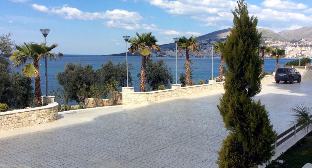 White Residence Apartament Sarandë Eksteriør billede