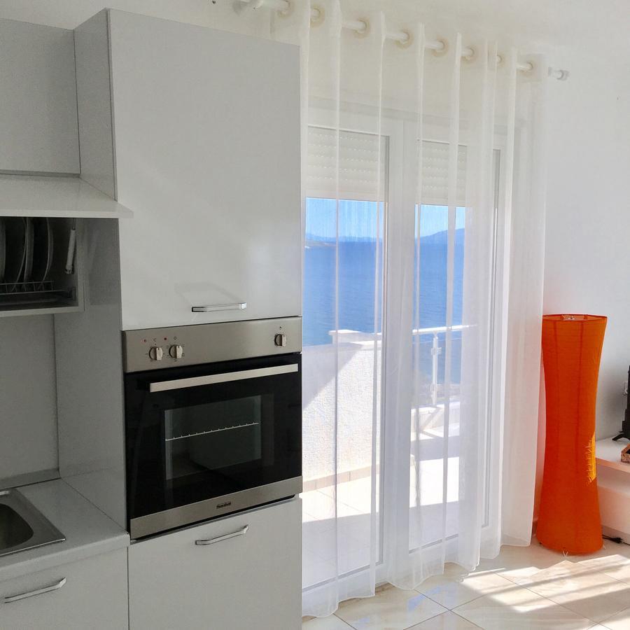 White Residence Apartament Sarandë Eksteriør billede